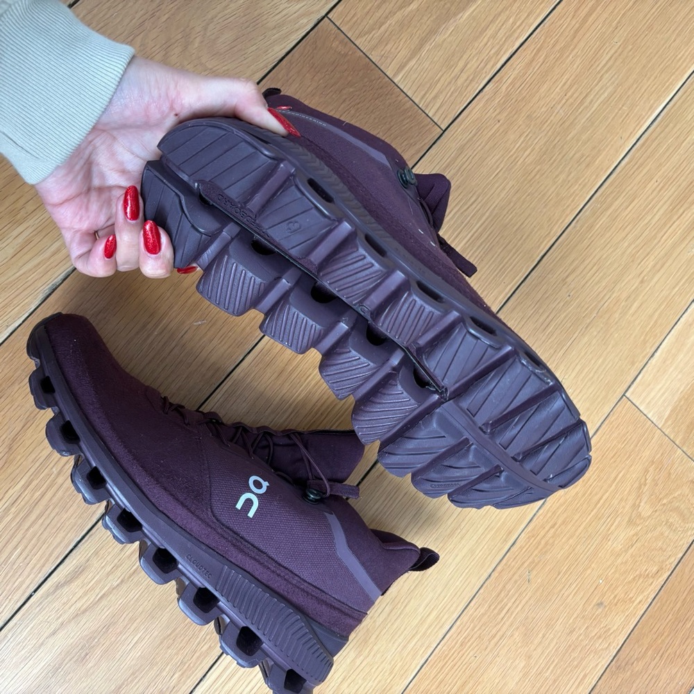On cloud cloud hi in mulberry running shoes size 10.5 NEW - Picture 10 of 10